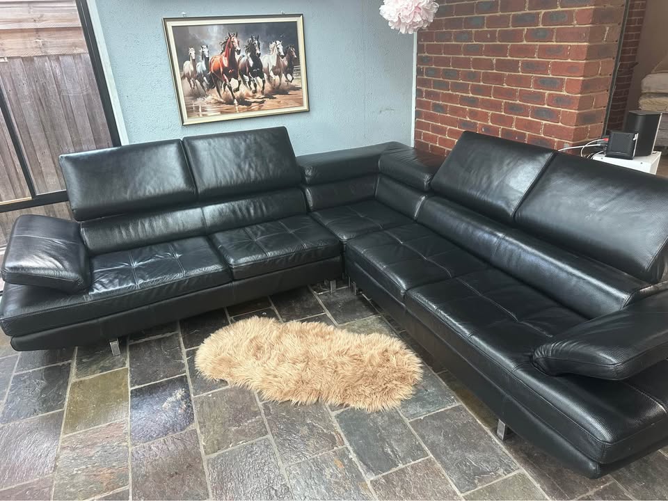 Premium Nick Scali Black Leather Corner Sofa | Adjustable Headrests photo 5